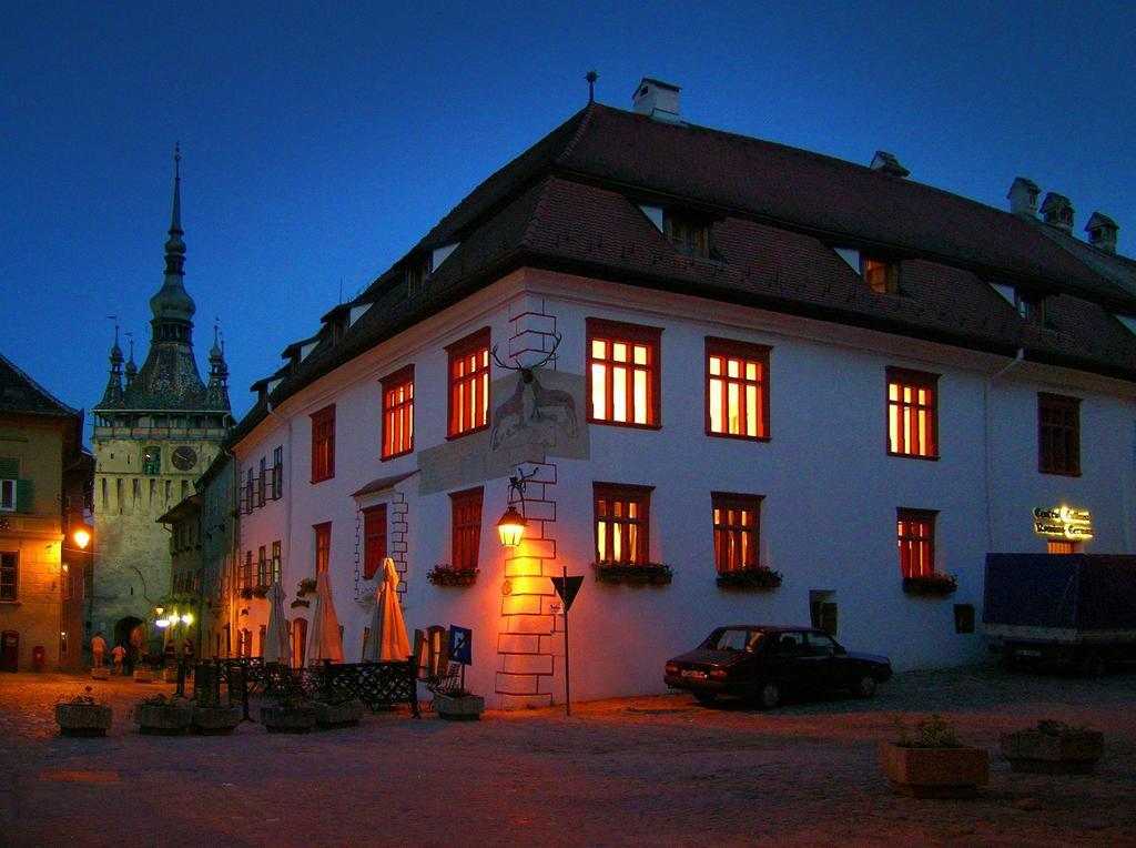 Casa Cu Cerb Hotel Sighisoara Luaran gambar
