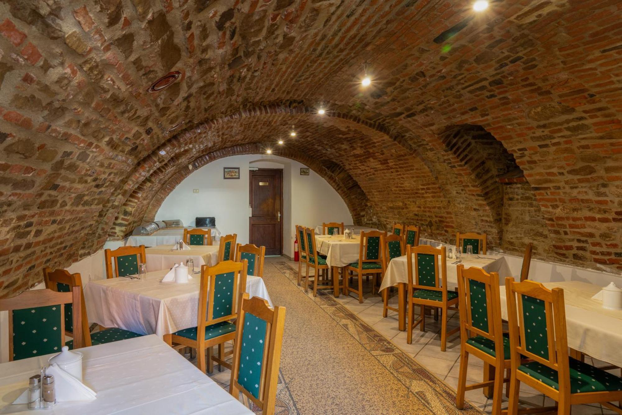 Casa Cu Cerb Hotel Sighisoara Luaran gambar